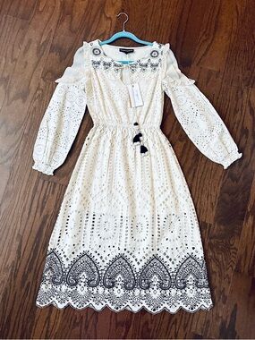 HAMANT & NANDITA Cream Embroidered Midi Dress with Black Border Detail Brand new